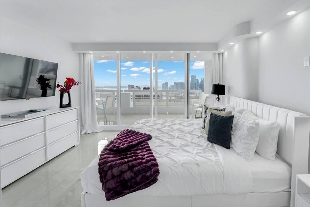 Shades Of Miami Sky Penthouse! Newly Renovated Διαμέρισμα Εξωτερικό φωτογραφία