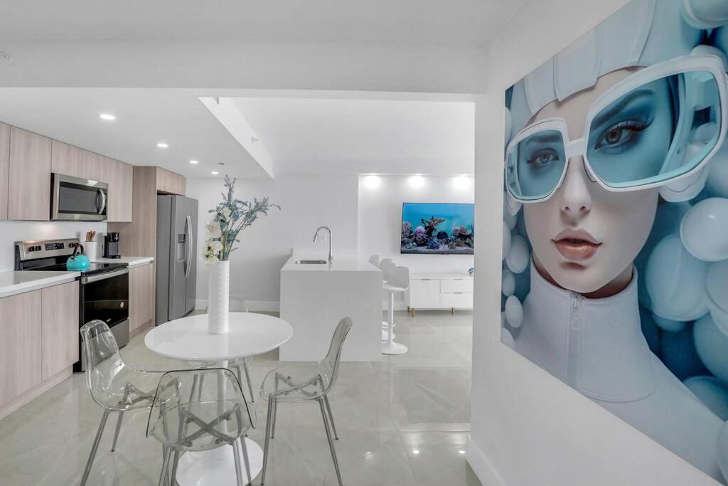 Shades Of Miami Sky Penthouse! Newly Renovated Διαμέρισμα Εξωτερικό φωτογραφία