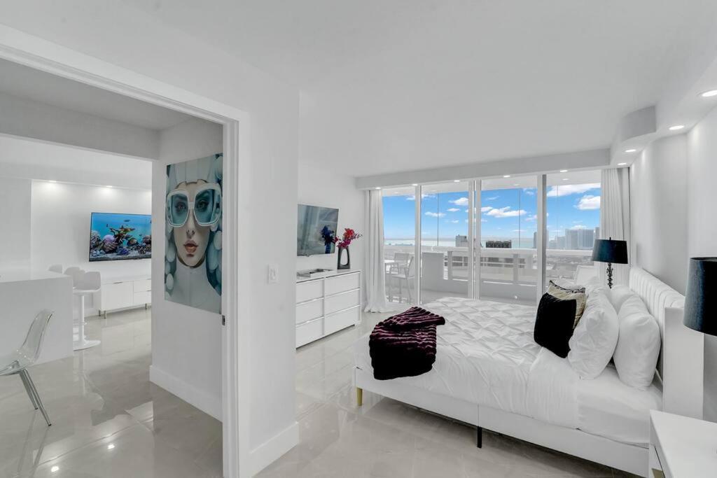 Shades Of Miami Sky Penthouse! Newly Renovated Διαμέρισμα Εξωτερικό φωτογραφία