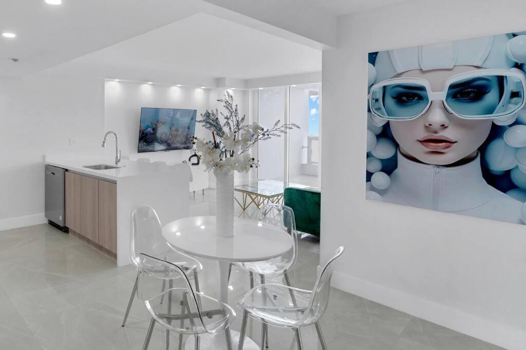 Shades Of Miami Sky Penthouse! Newly Renovated Διαμέρισμα Εξωτερικό φωτογραφία