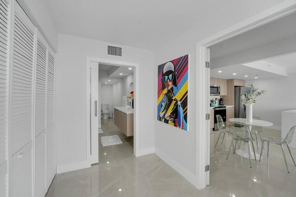 Shades Of Miami Sky Penthouse! Newly Renovated Διαμέρισμα Εξωτερικό φωτογραφία