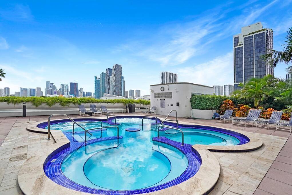 Shades Of Miami Sky Penthouse! Newly Renovated Διαμέρισμα Εξωτερικό φωτογραφία