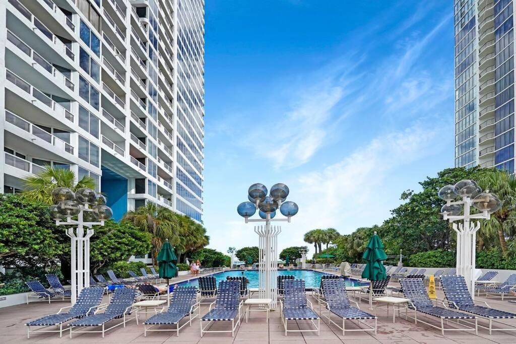 Shades Of Miami Sky Penthouse! Newly Renovated Διαμέρισμα Εξωτερικό φωτογραφία